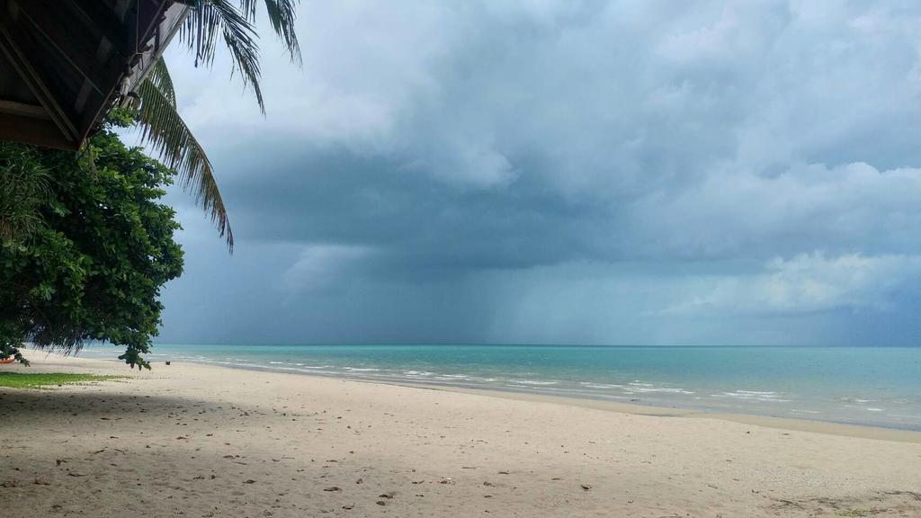 Phuphat Beach Resort Khanom Bagian luar foto